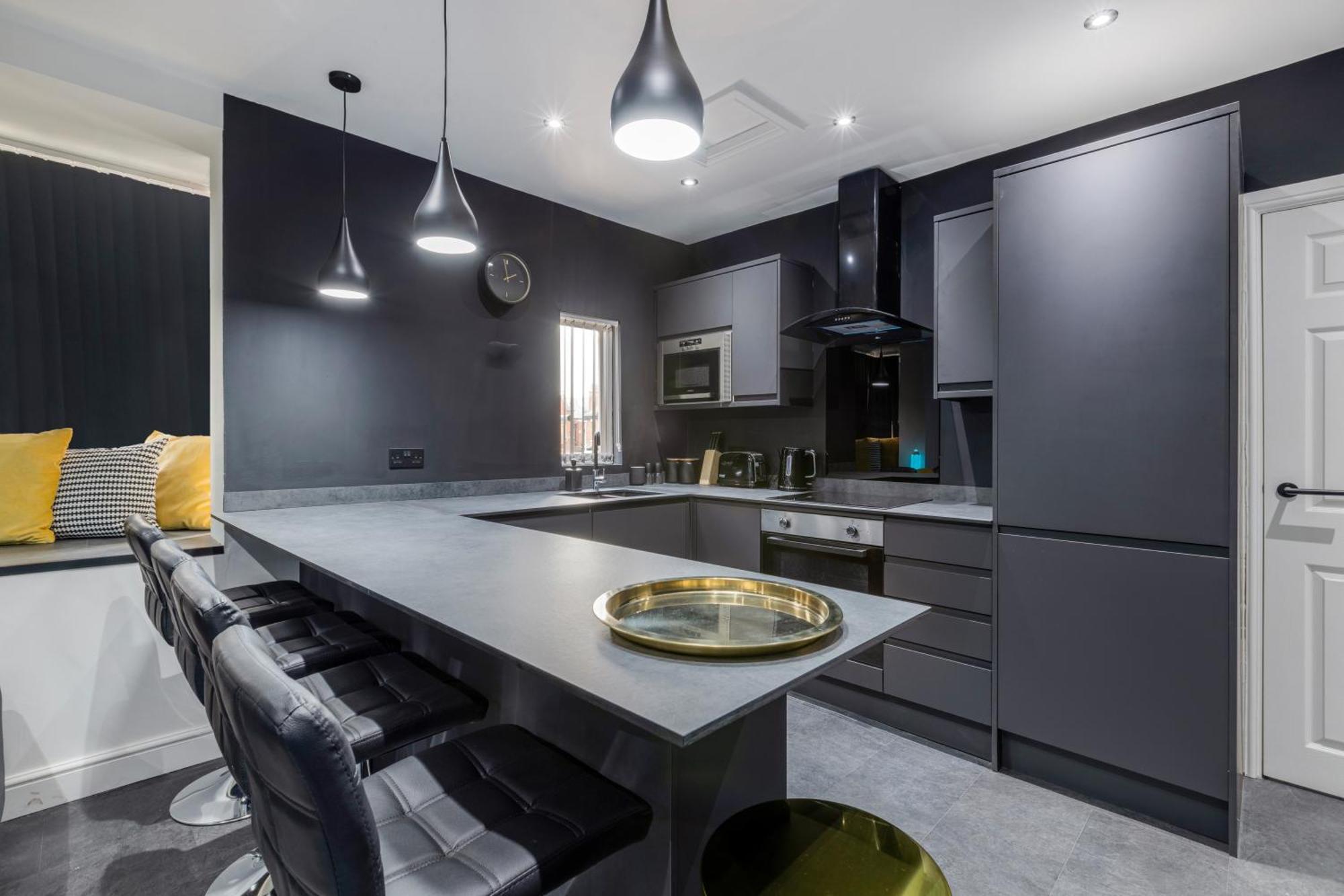 Two Bed Modern Apartment 5Min Walk To Town Centre With Free Parking ! Under New Management Blackpool Exteriör bild